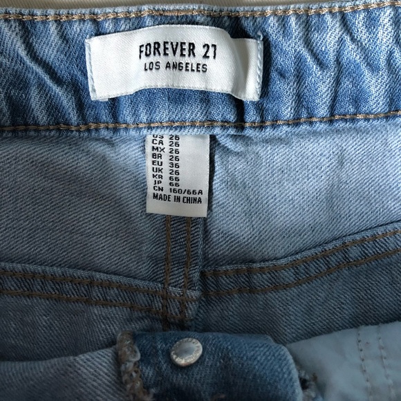 Forever21 Mid-Waist Denim Shorts - Picture 3 of 5